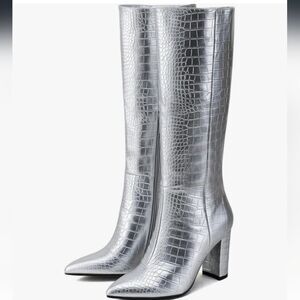 Modatope Knee High Silver Croc Embossed Chunky Heeled Boots Size 9 NWOT
